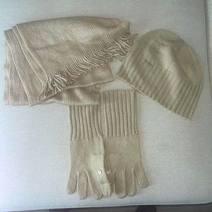 Calvin Klein scarf with matching hat & gloves SET